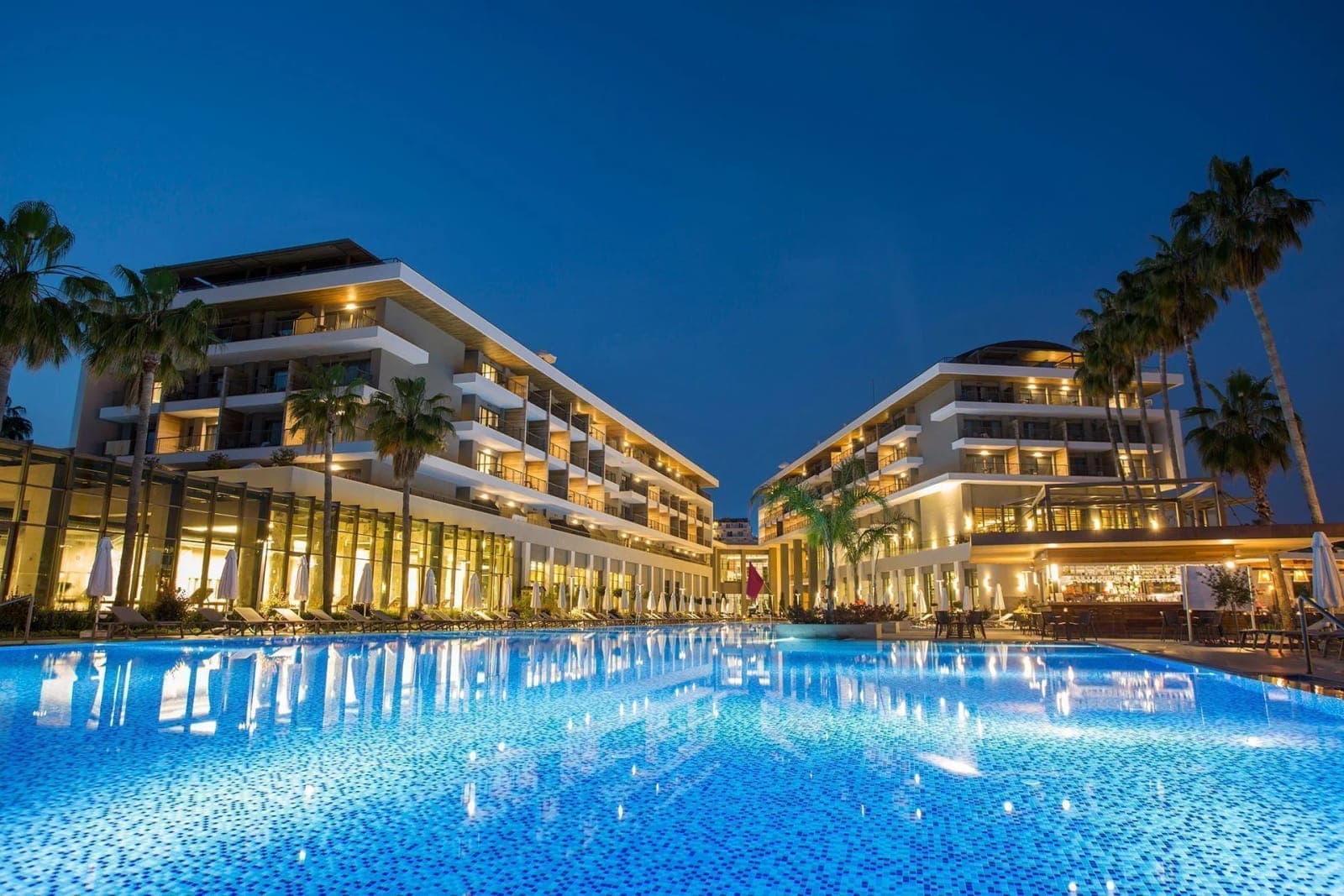 Acanthus & Cennet Barut Collection — 3
