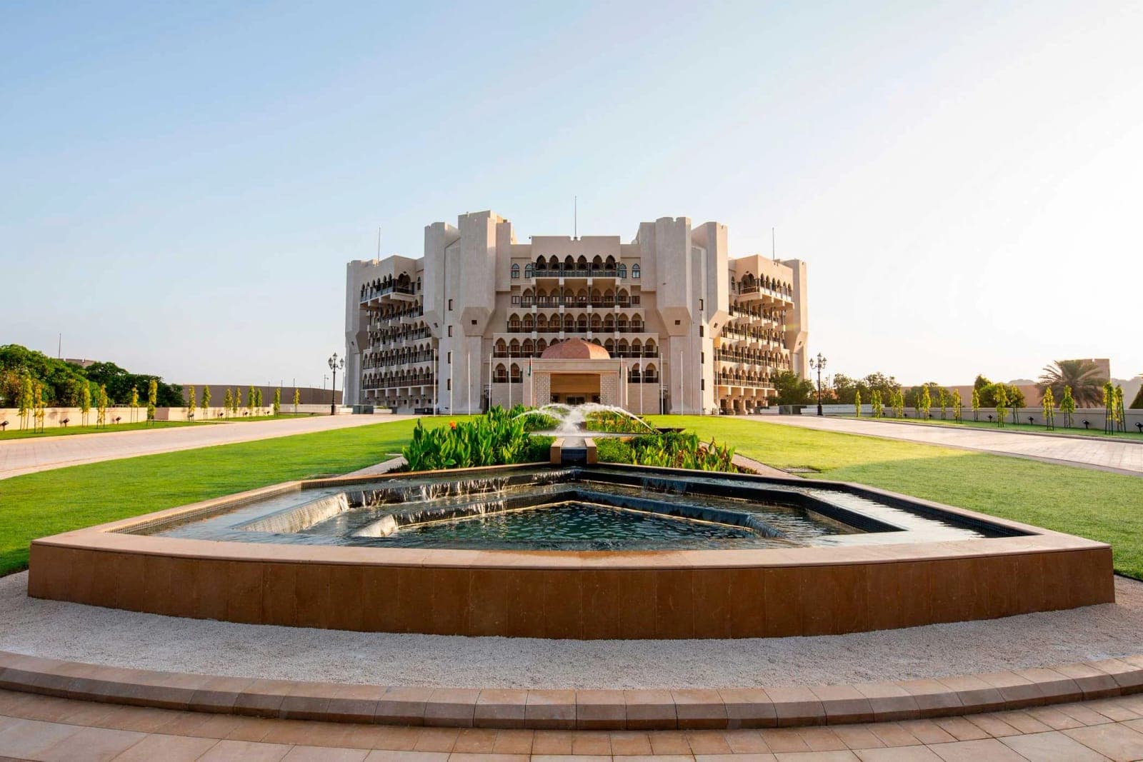 Al Bustan Palace, A Ritz-Carlton Hotel — 3