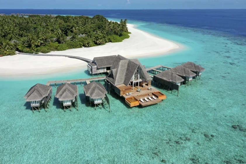 Anantara Kihavah Villas 5* Deluxe — 2