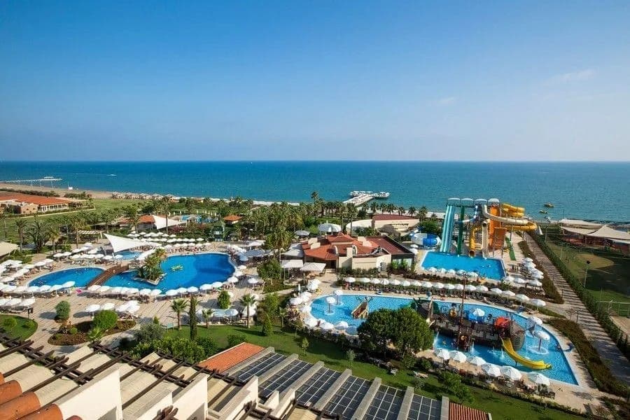 Bellis Deluxe Hotel — 2