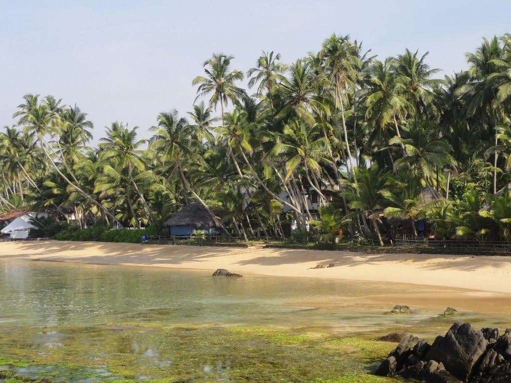 Blue Sky Beach Resort Unawatuna — 2