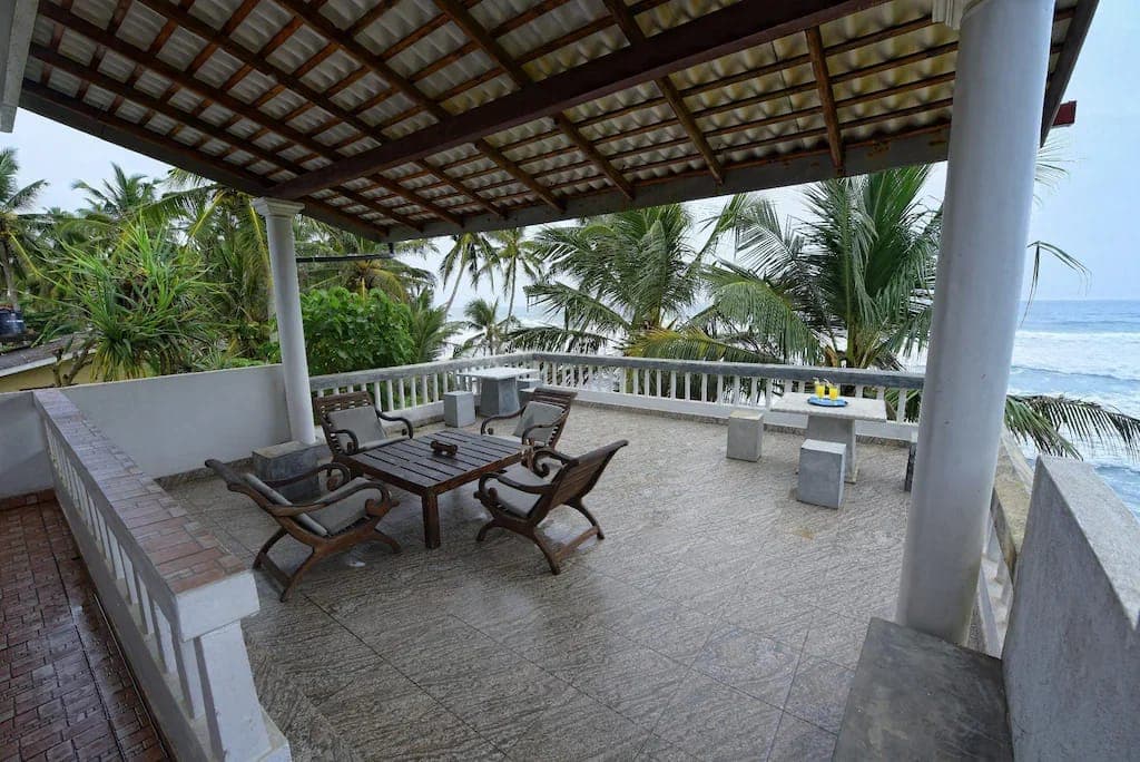 Blue Sky Beach Resort Unawatuna — 3
