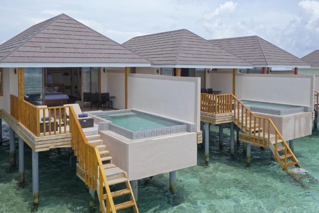 BRENNIA KOTTEFARU MALDIVES — 4