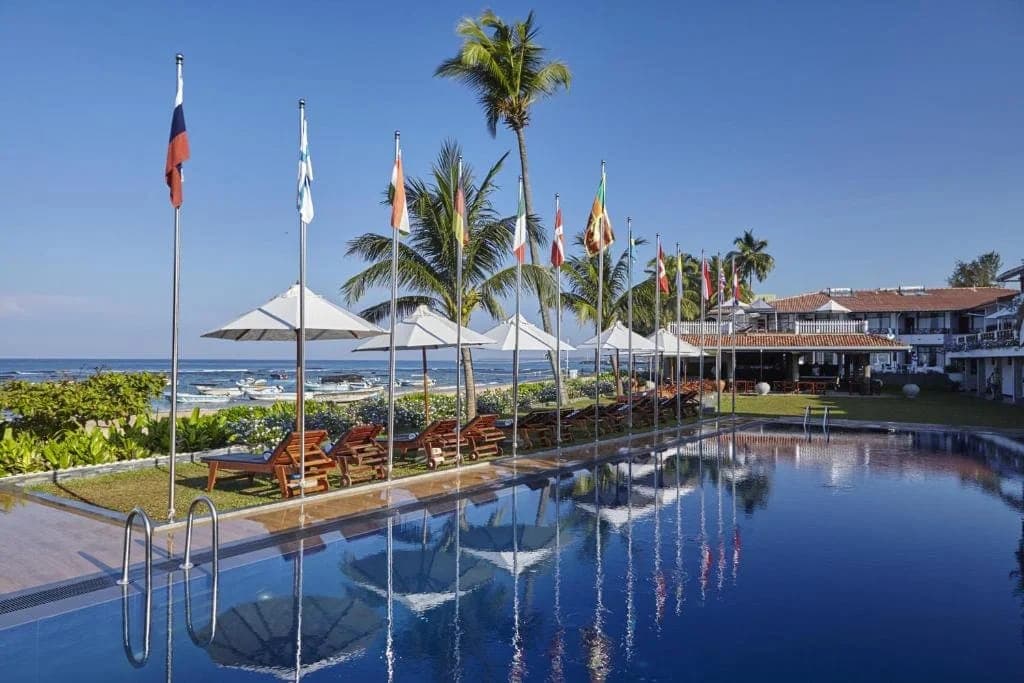 Coral Sands Hotel — 4