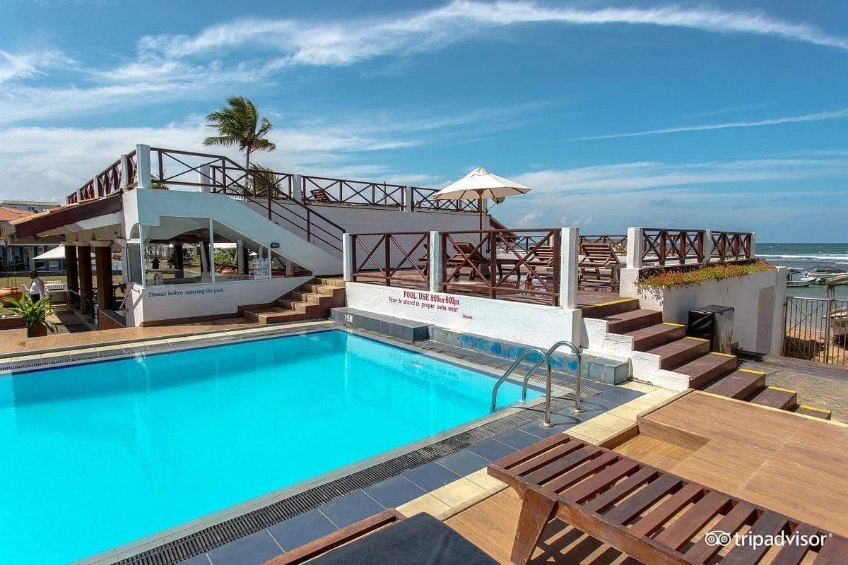 Coral Sands Hotel — 5
