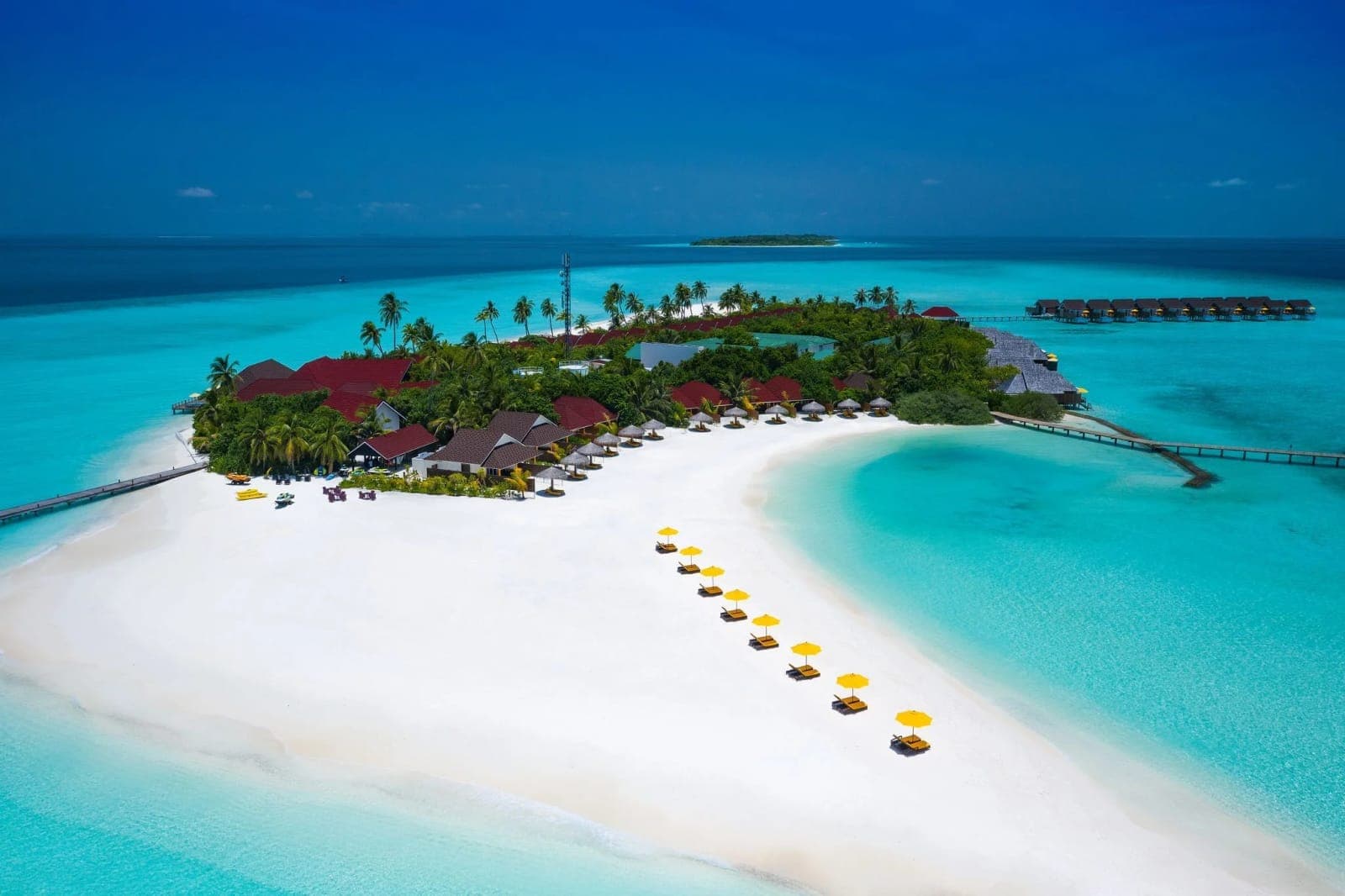 Dhigufaru Island Resort — 2
