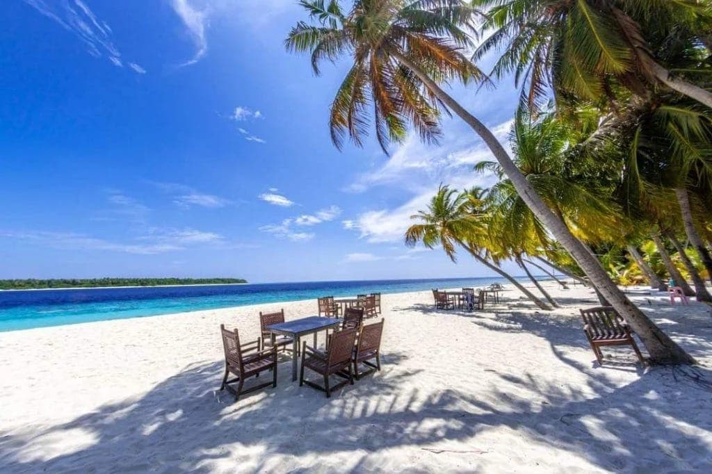 Dhonfulhafi Beach View & Spa Guest Houses — 2