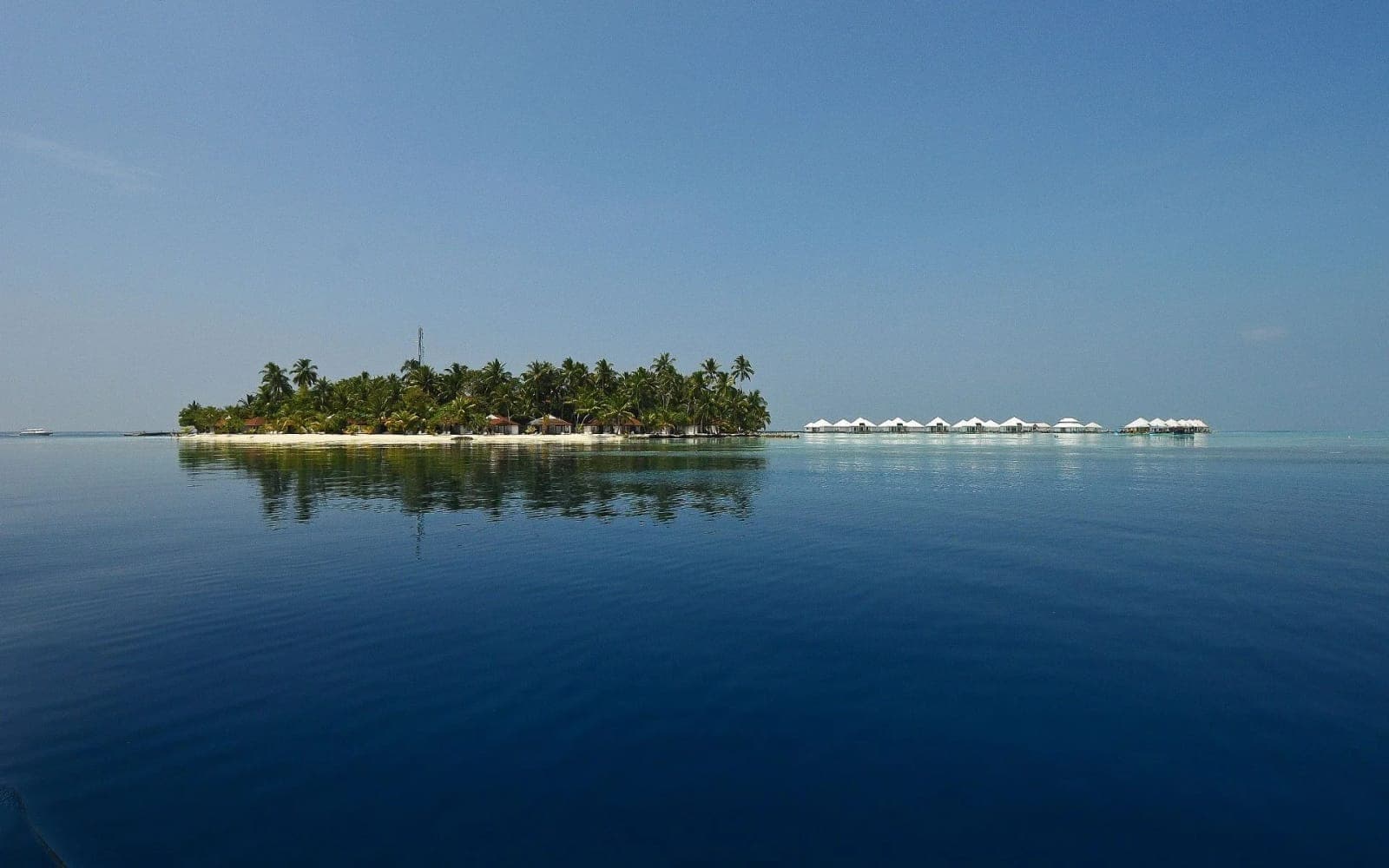 Diamonds Athuruga Island — 5