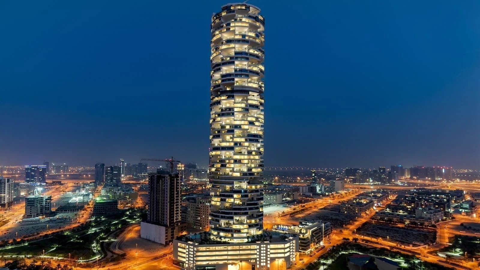 Five Jumeirah Village Dubai — 3