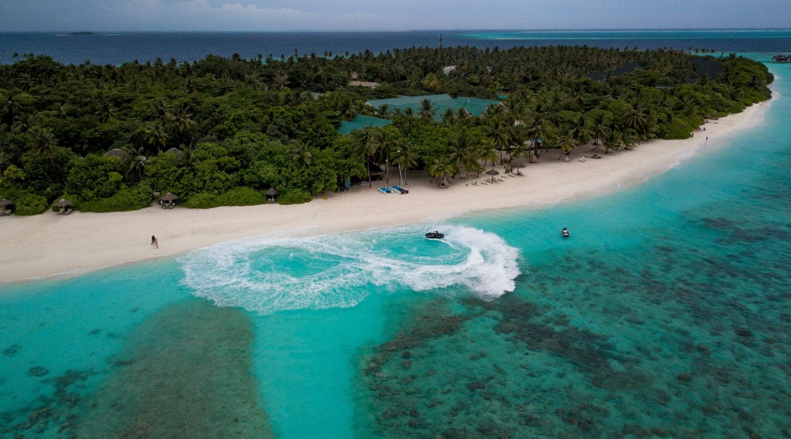 Furaveri Maldives — 4
