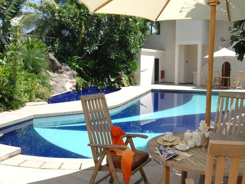 Hibiscus Beach Hotel — 2