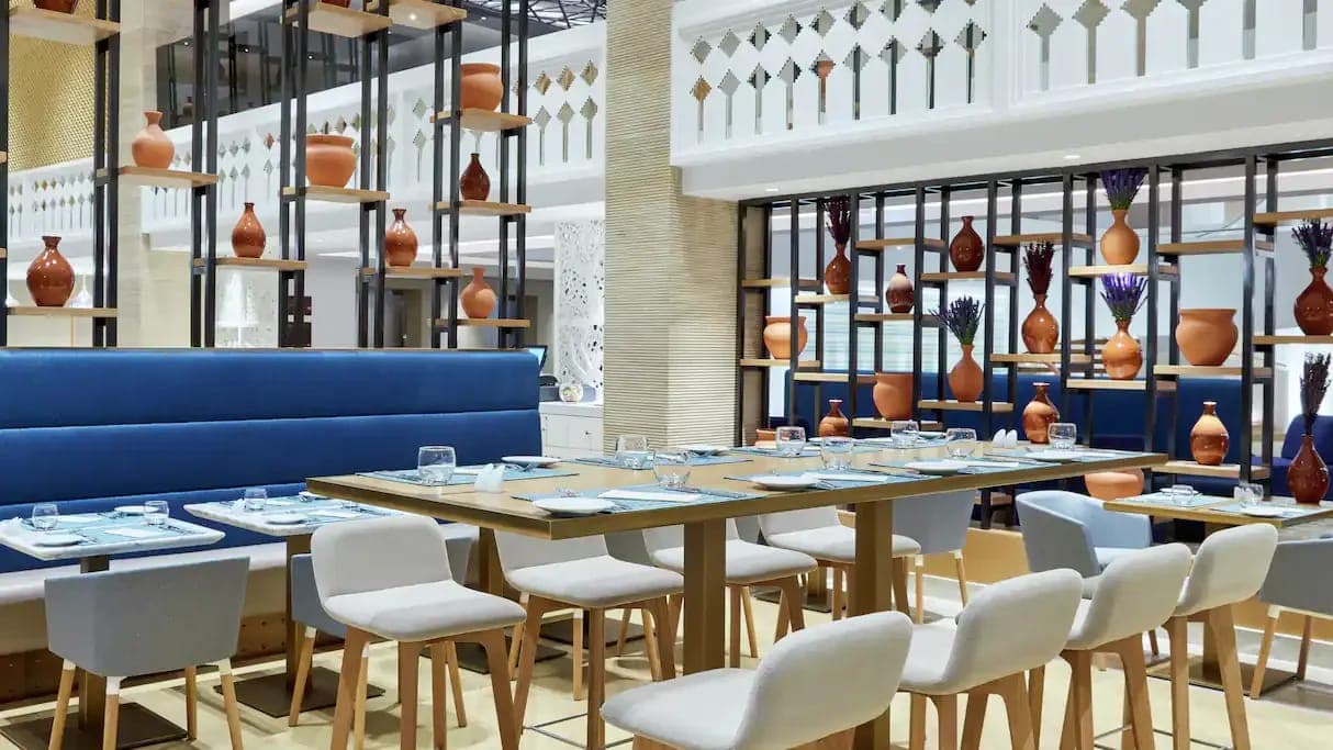 Hilton Garden Inn Muscat Al Khuwair — 4