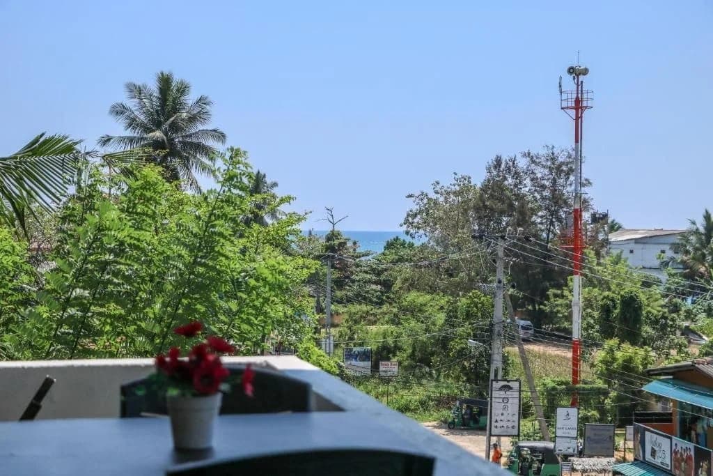 Holiday Inn Unawatuna — 4