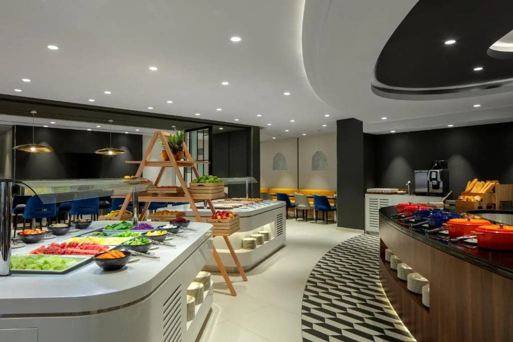 Hyatt Place Dubai Jumeirah — 3
