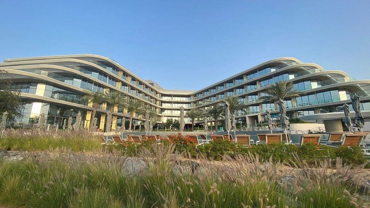 Ja Lake View Hotel — 4