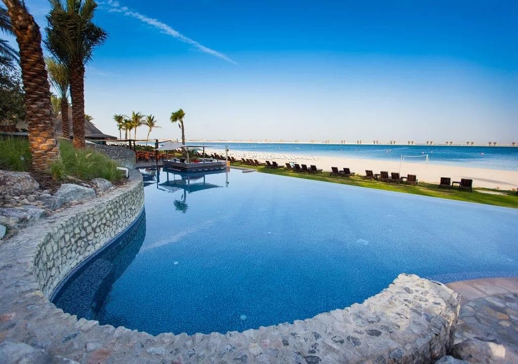Ja Palm Tree Court — 5