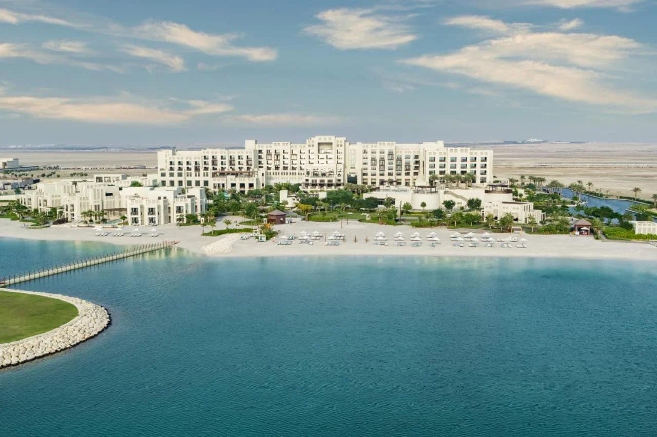 Jumeirah Gulf Of Bahrain Resort & Spa — 3