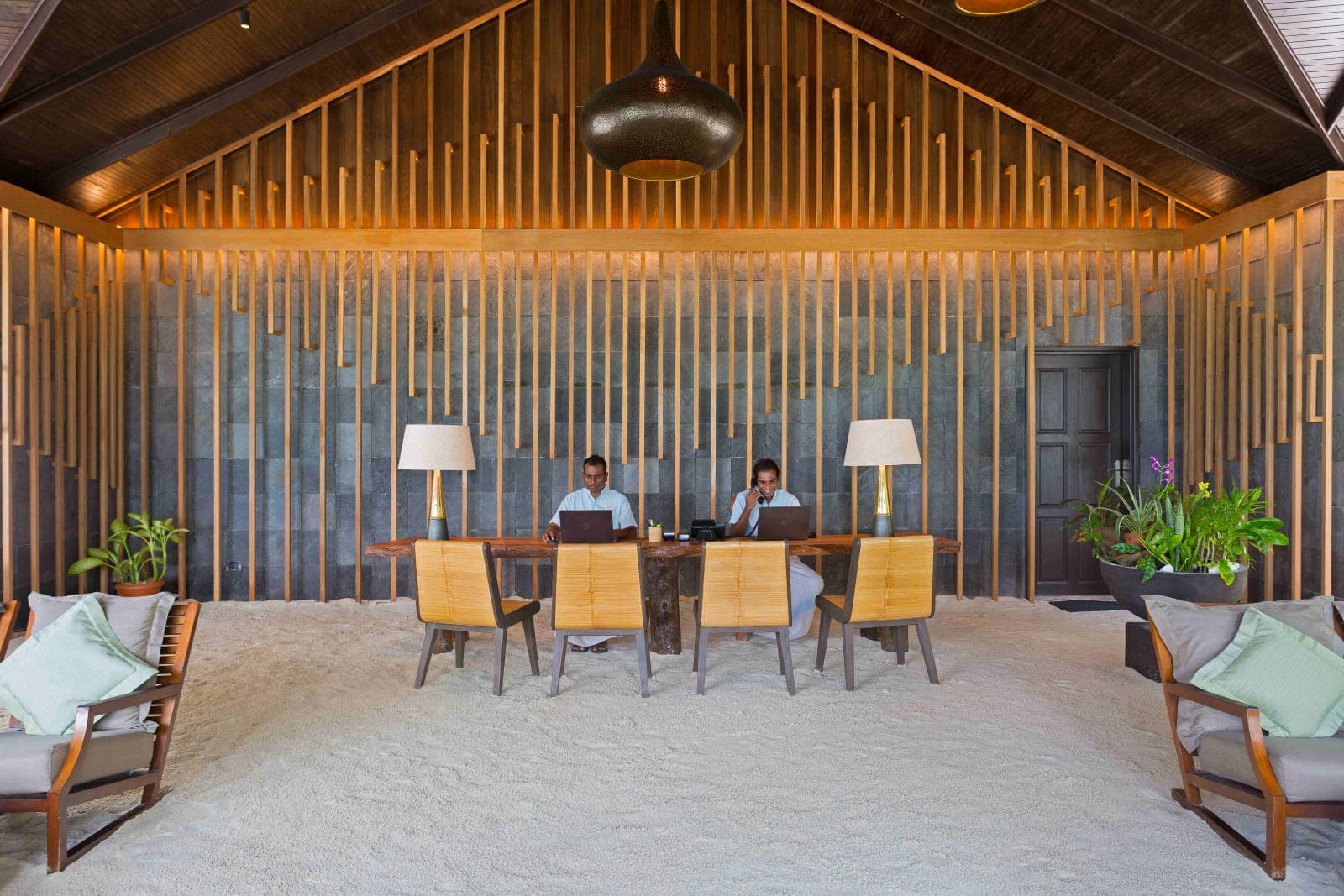 Komandoo Island Resort&Spa — 4