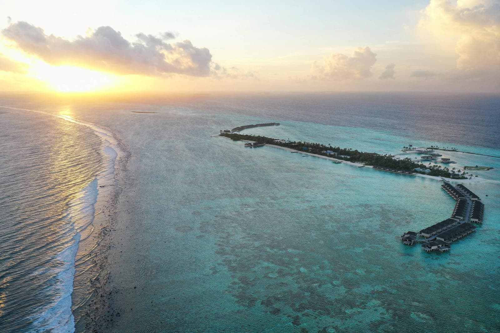 Le Meridien Maldives Resort & Spa — 4