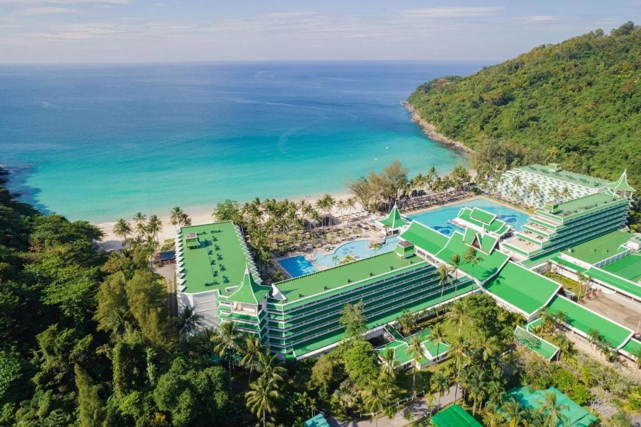 Le Meridien Phuket Beach Resort — 4
