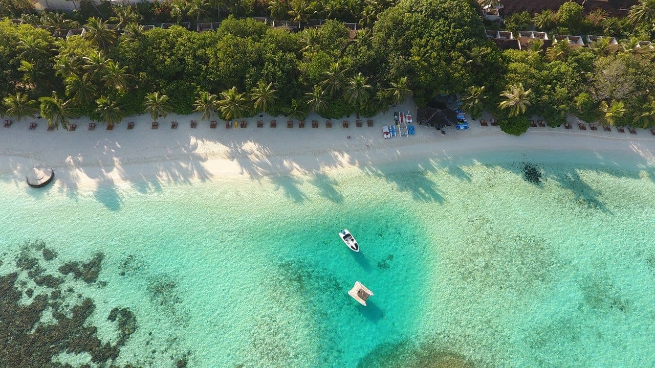 Lily Beach Resort Maldives — 3