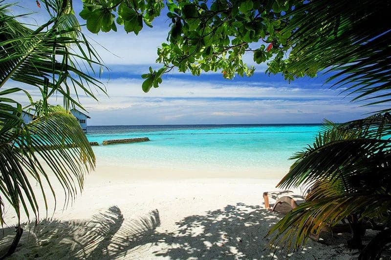 Machchafushi Island Resort & Spa, The Centara Collection — 3