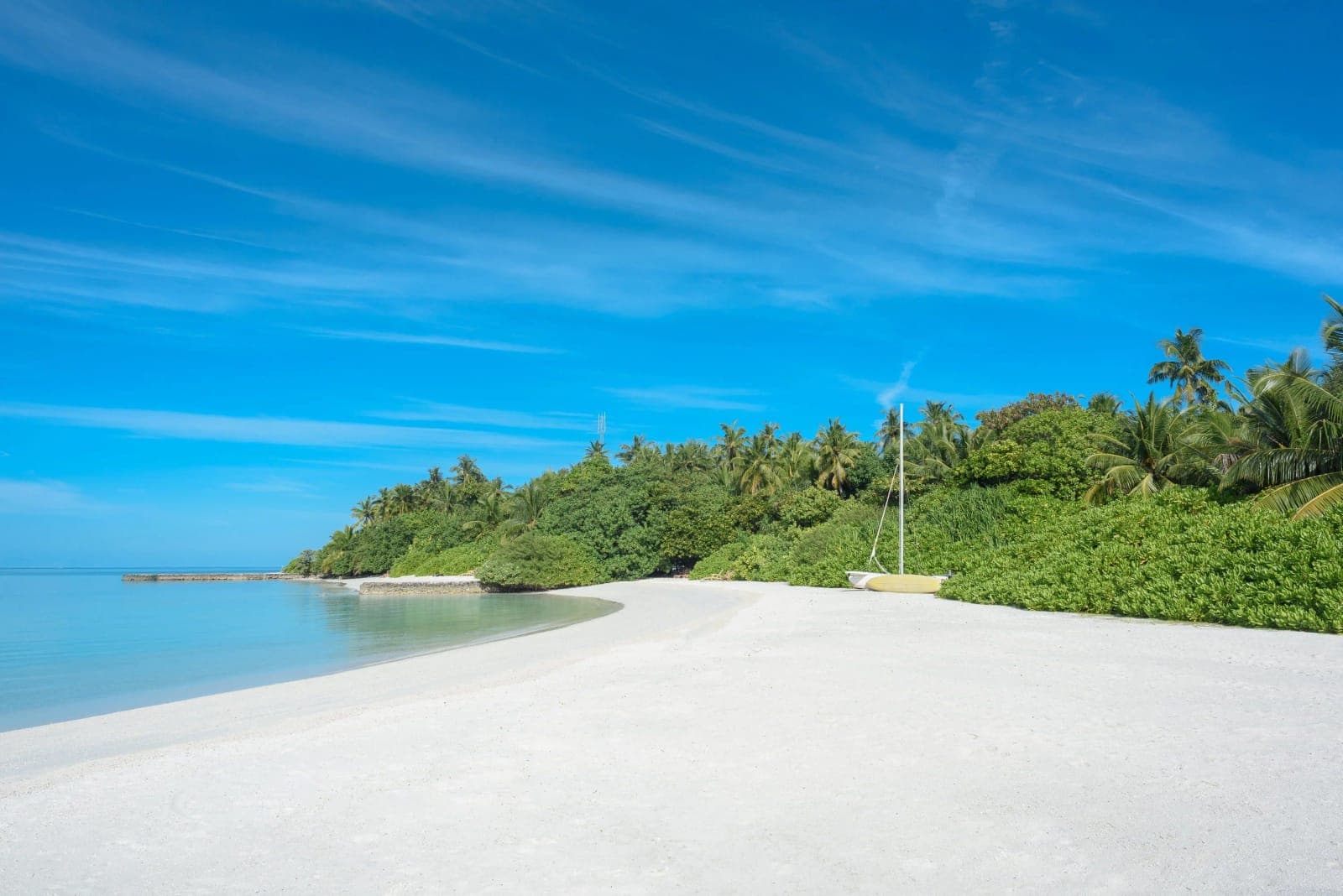 Makunudu Island — 4