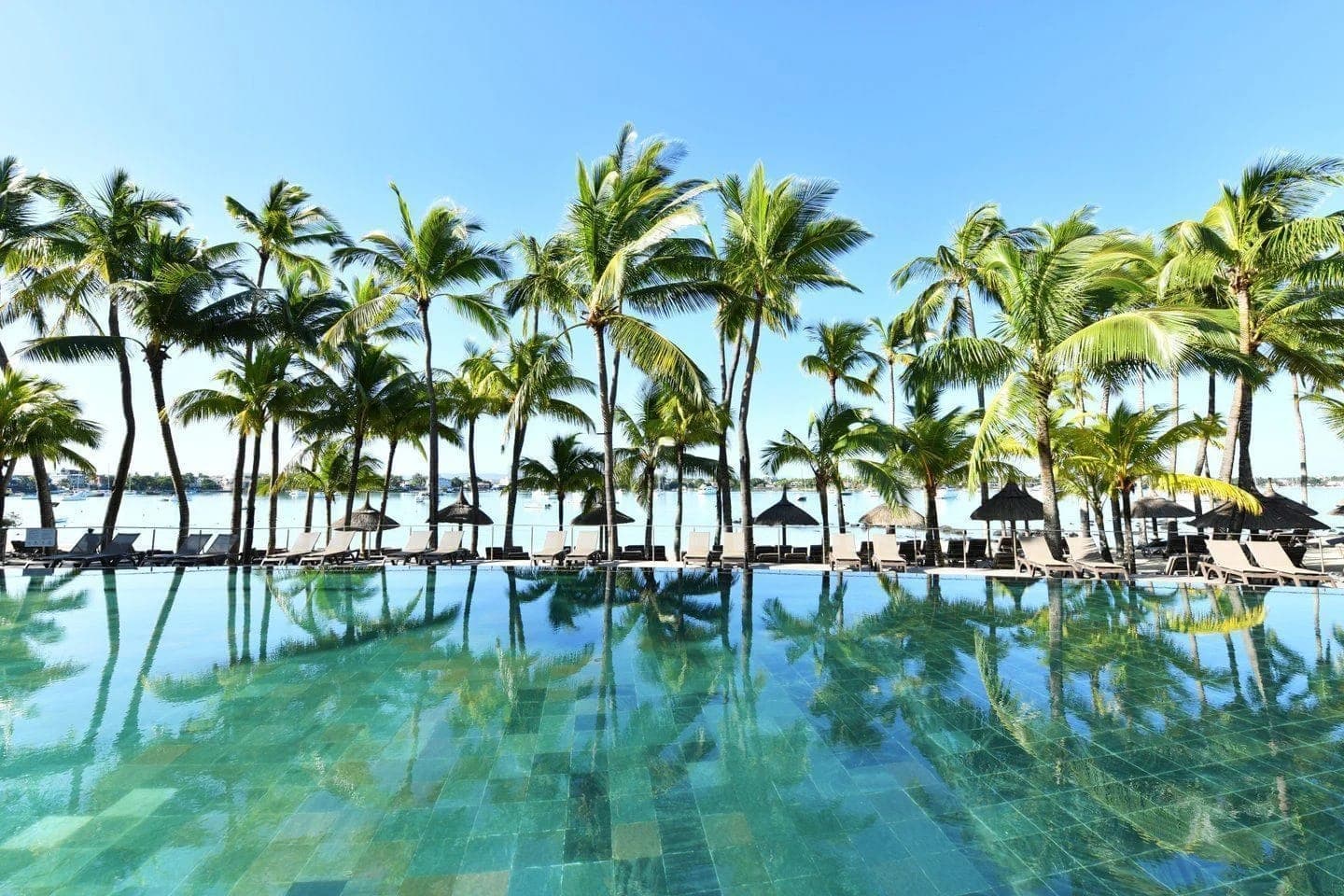 Mauricia Beachcomber Resort & Spa — 3