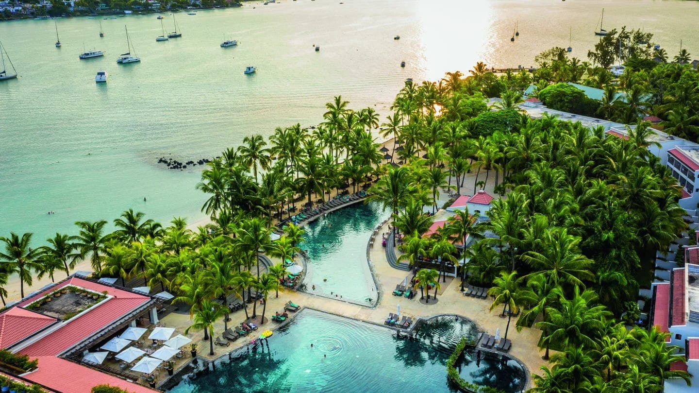 Mauricia Beachcomber Resort & Spa — 2