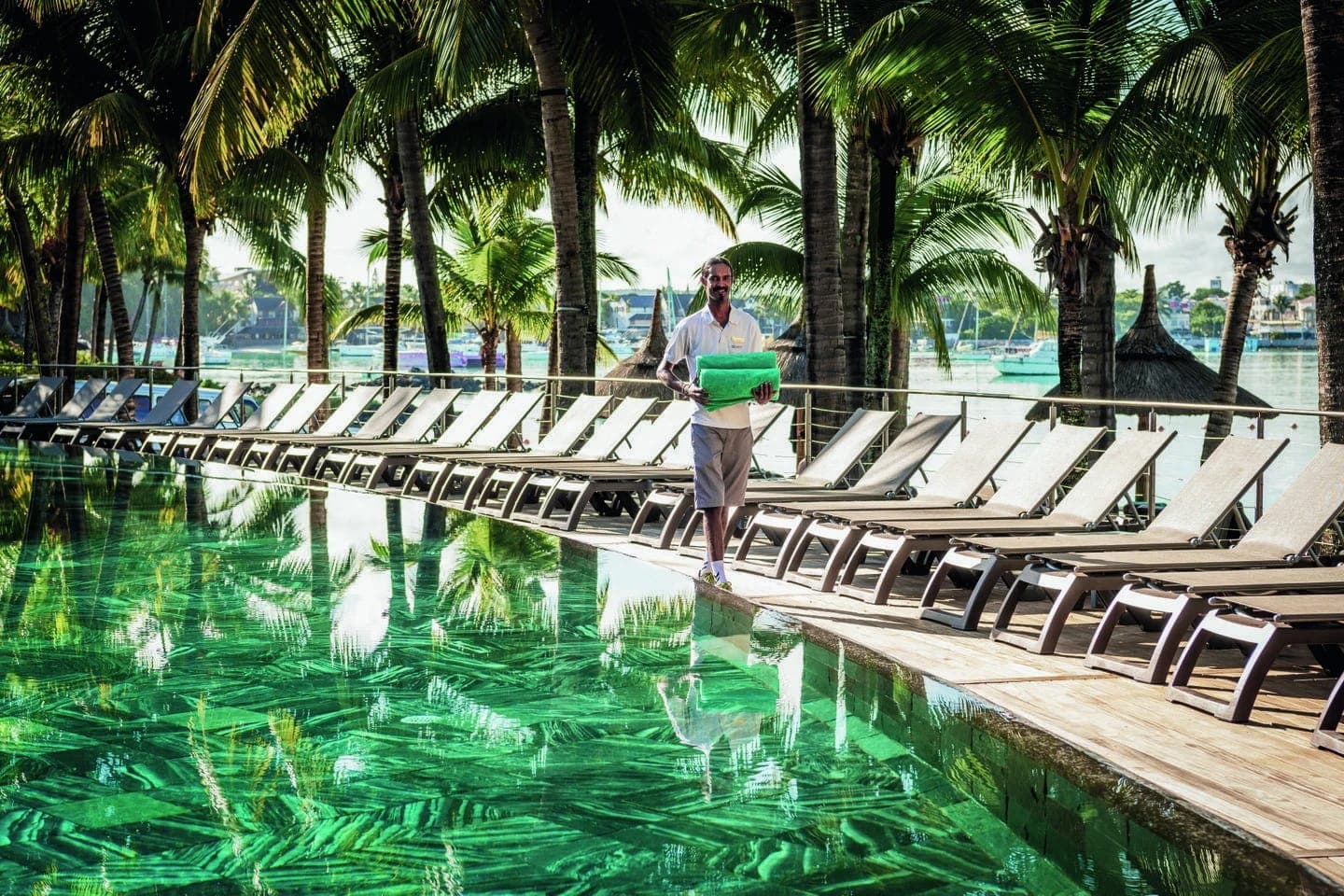 Mauricia Beachcomber Resort & Spa — 4