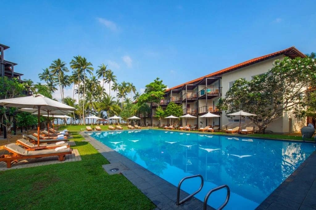 Mermaid Hotel & Club — 2