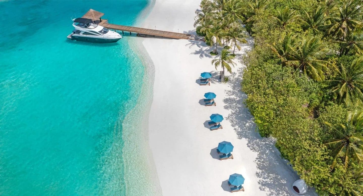 Naladhu Private Island Maldives 5* Deluxe — 3