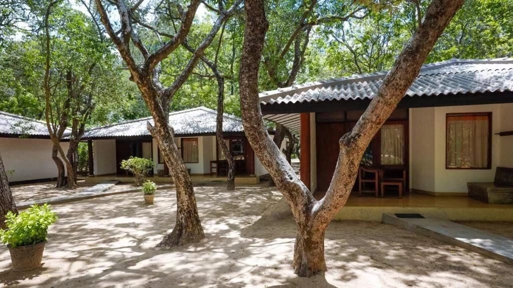 Nilaveli Beach Hotel — 3