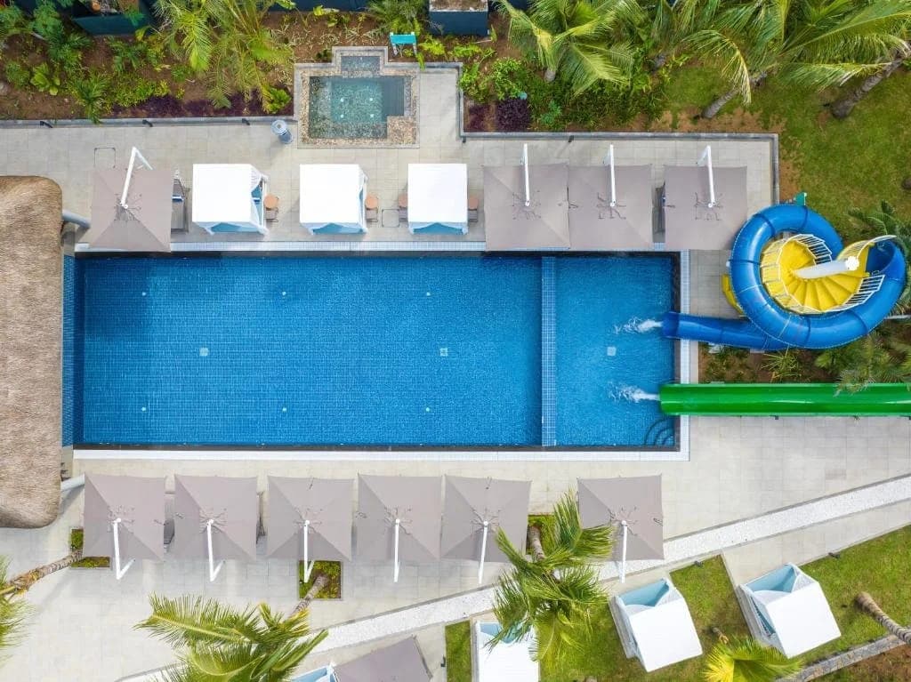 Ocean's Creek Beach Hotel — 5