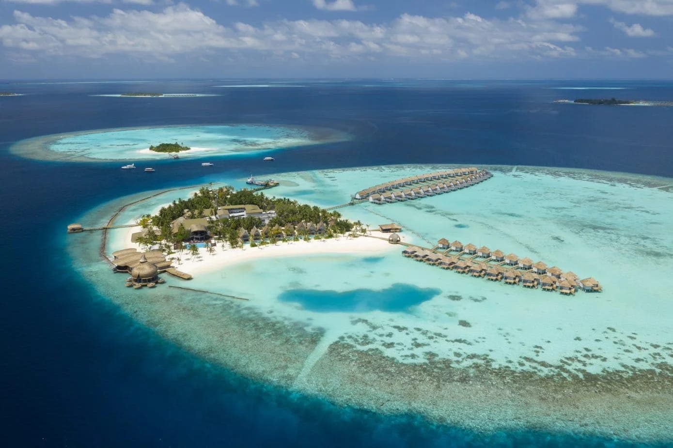 Outrigger Maldives Maafushivaru Resort — 3