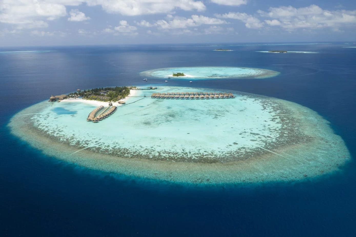 Outrigger Maldives Maafushivaru Resort — 2
