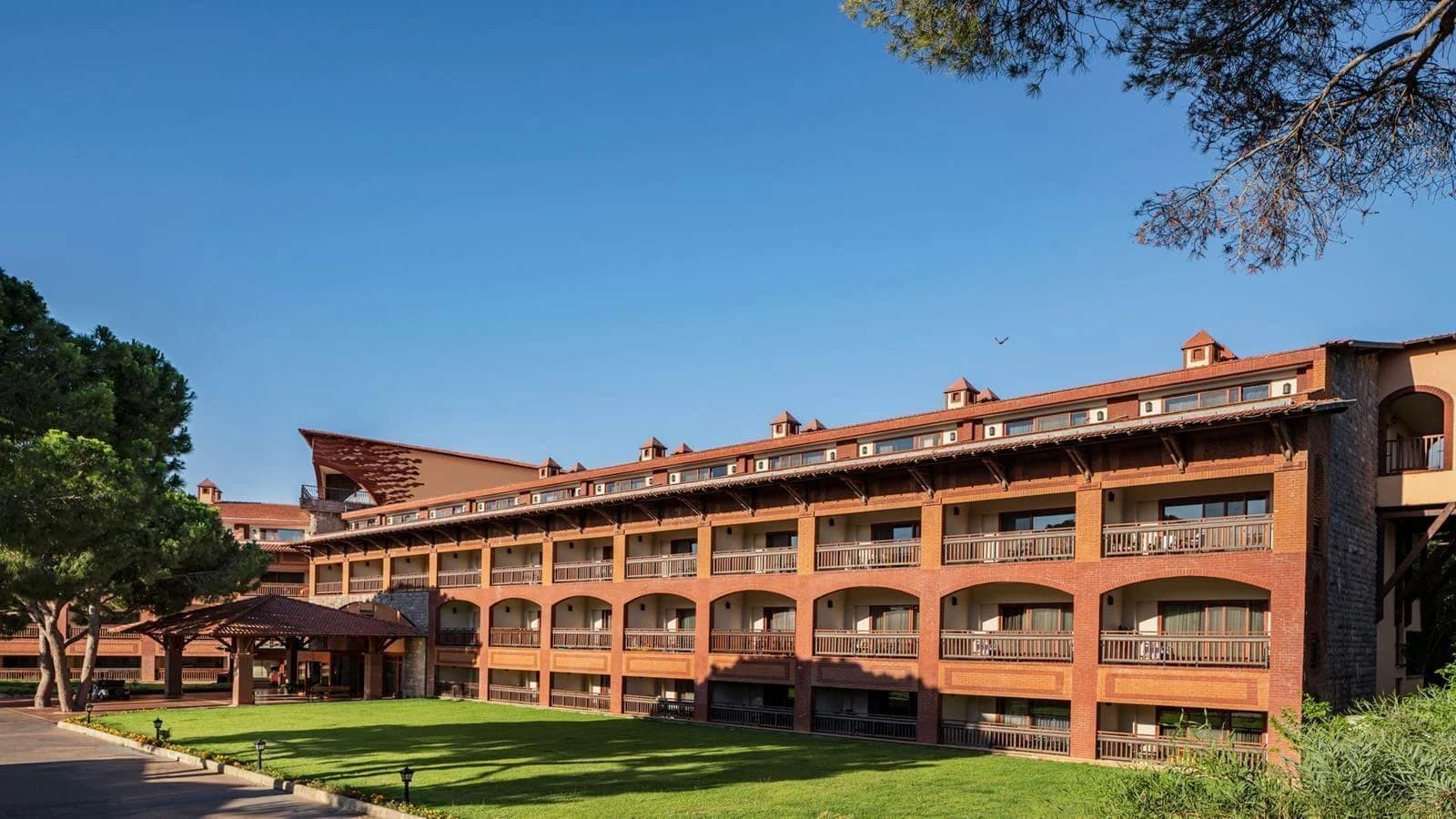 Papillon Belvil Hotel Resort & Spa — 4