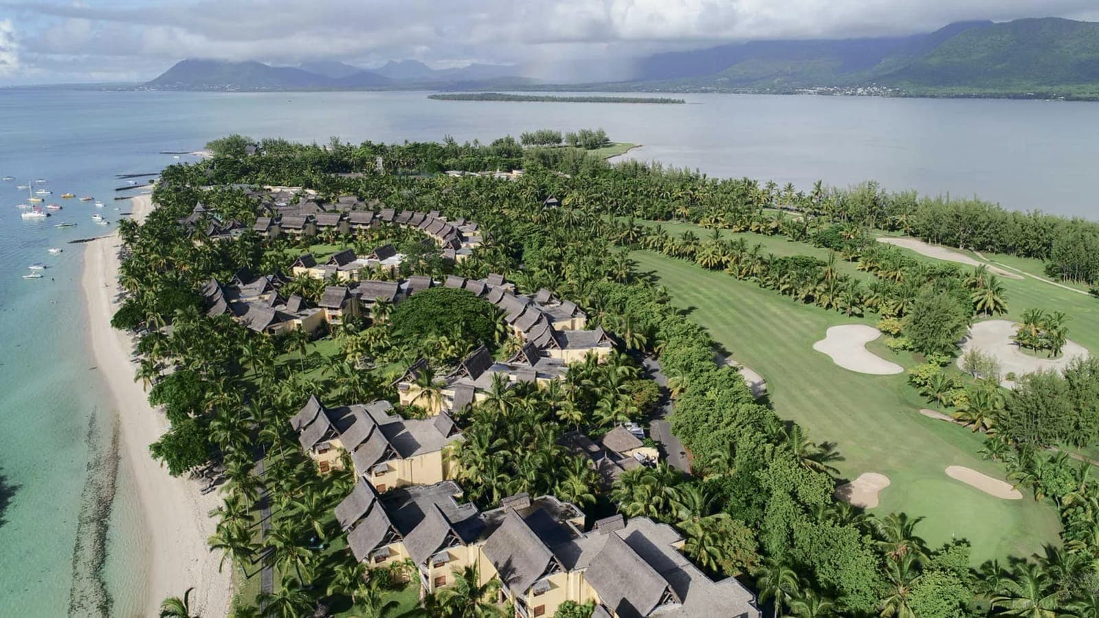 Paradis Beachcomber Golf Resort & Spa — 5