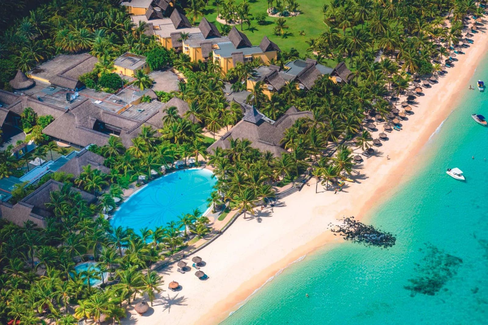 Paradis Beachcomber Golf Resort & Spa — 3