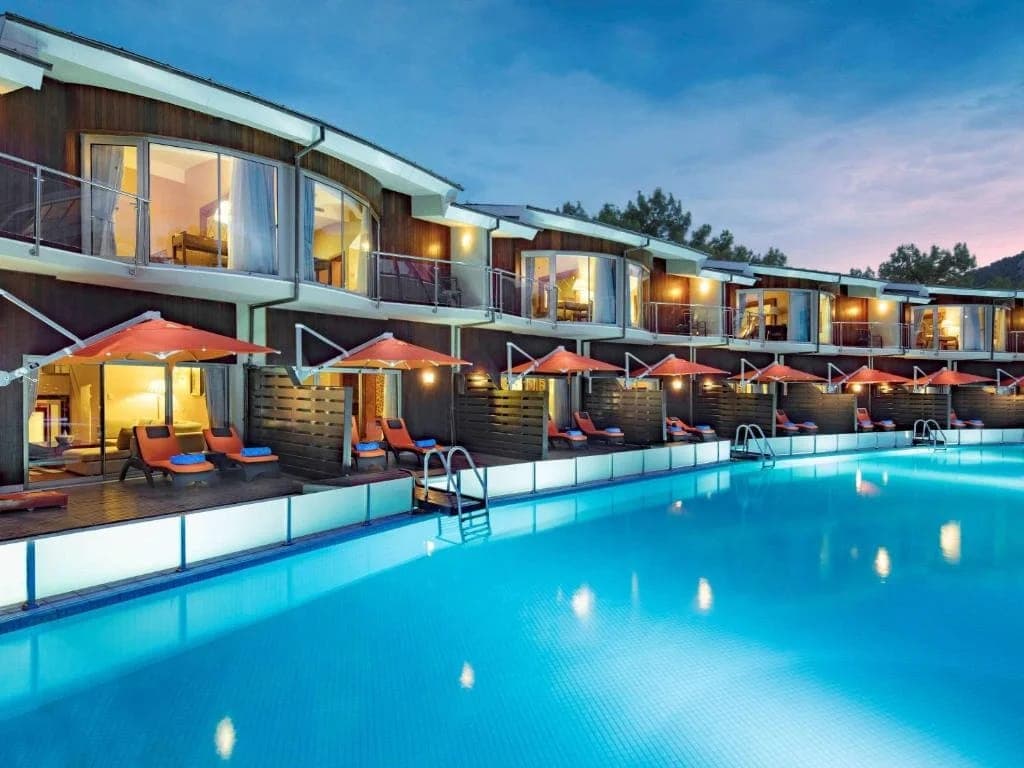 Rixos Sungate — 3