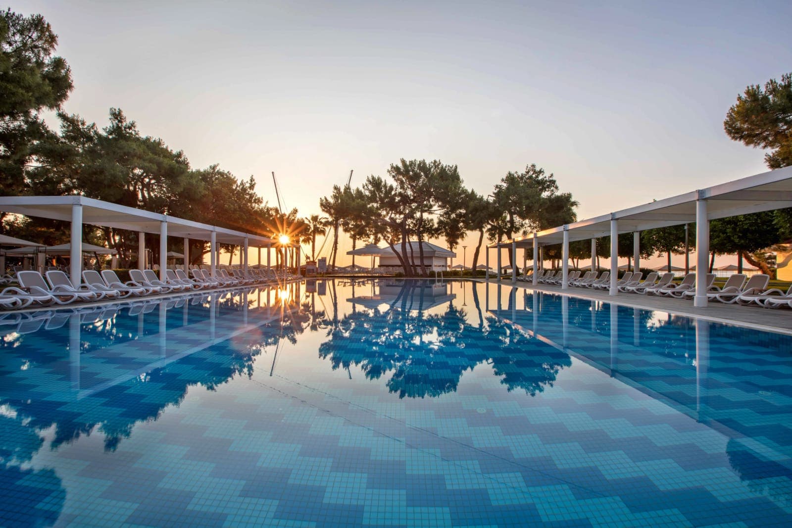 Rixos Sungate — 2