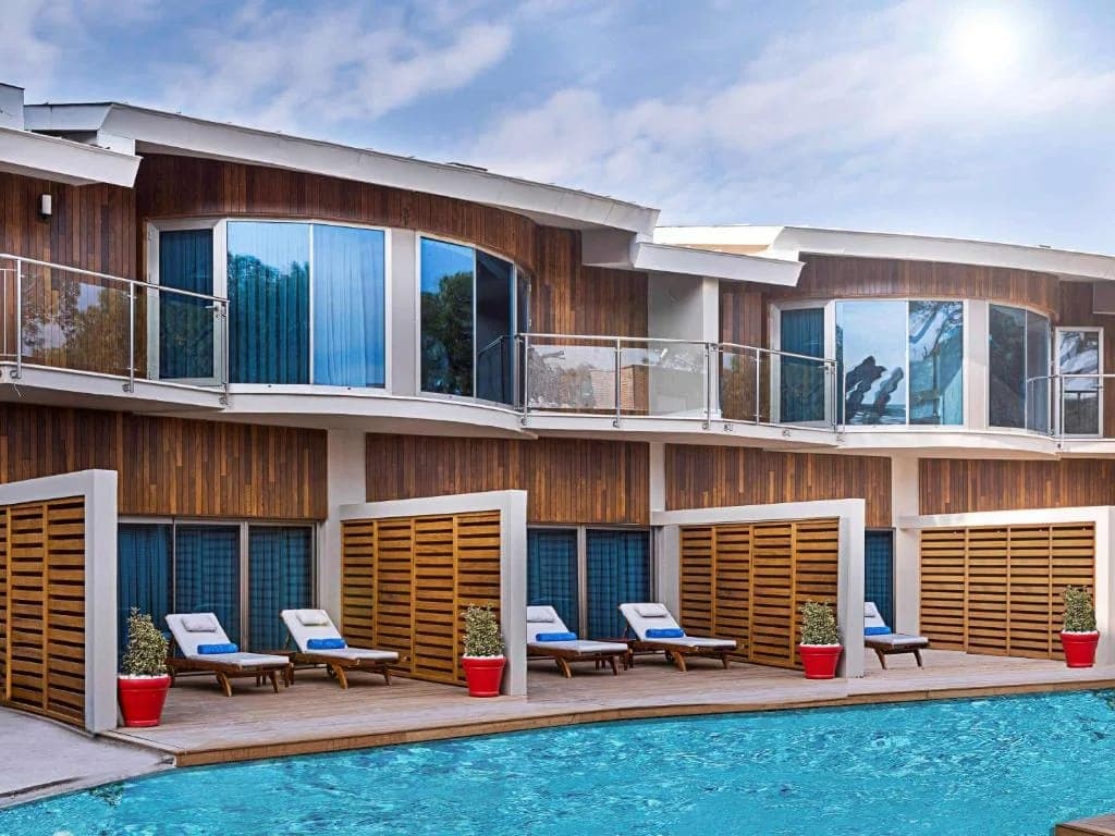 Rixos Sungate — 5