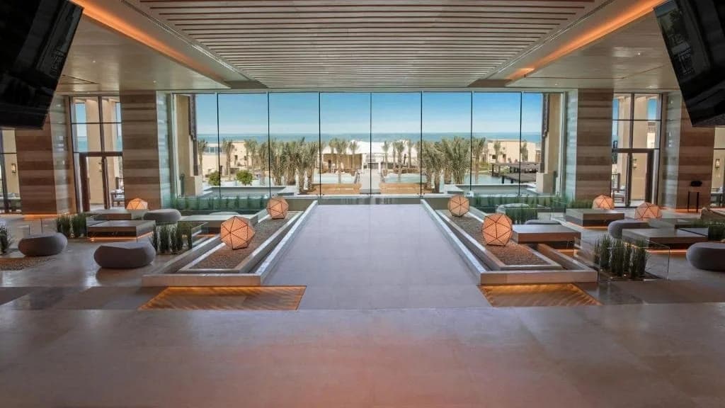 Saadiyat Rotana Resort & Villas — 4