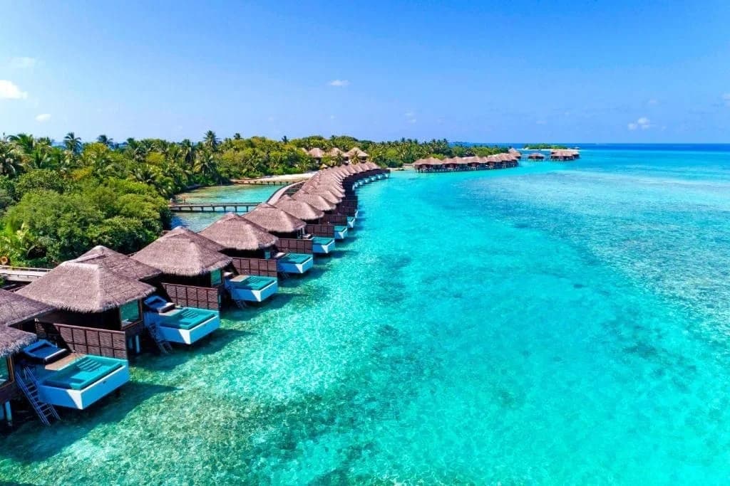 Sheraton Maldives Full Moon Resorts & Spa — 2