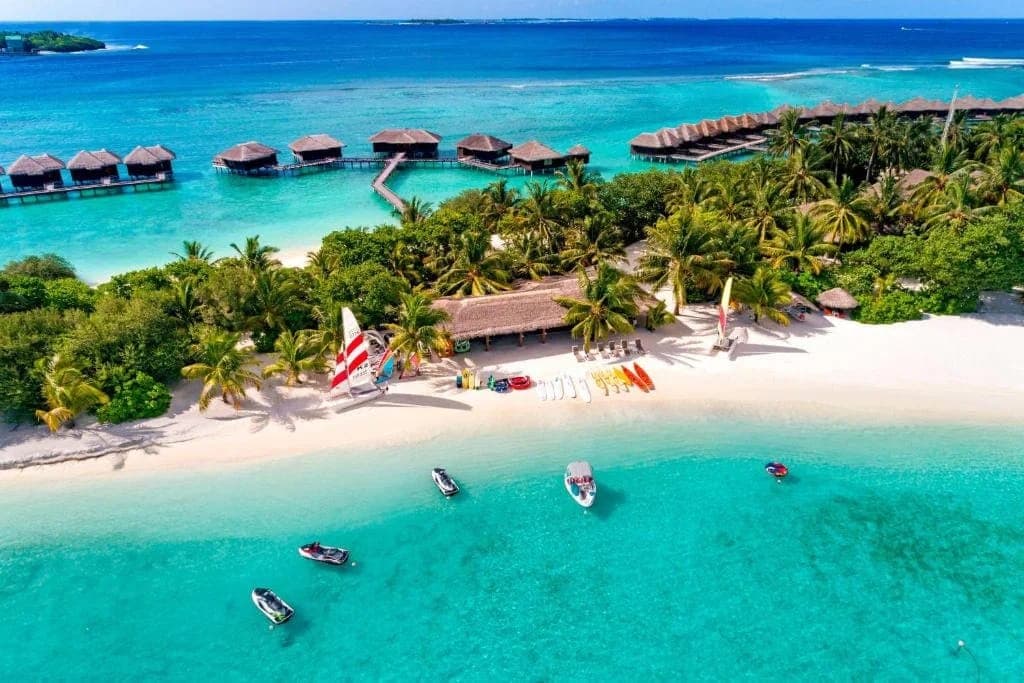 Sheraton Maldives Full Moon Resorts & Spa — 3