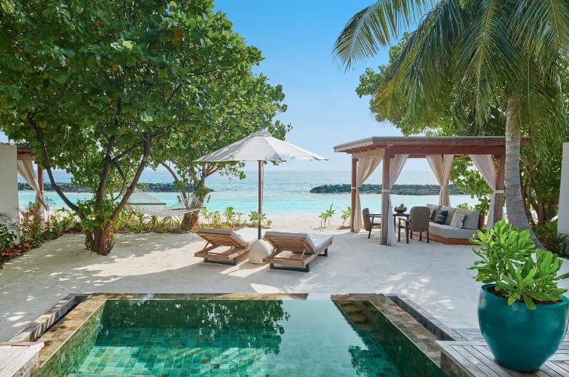 SIRRU FEN FUSHI Maldives — 2