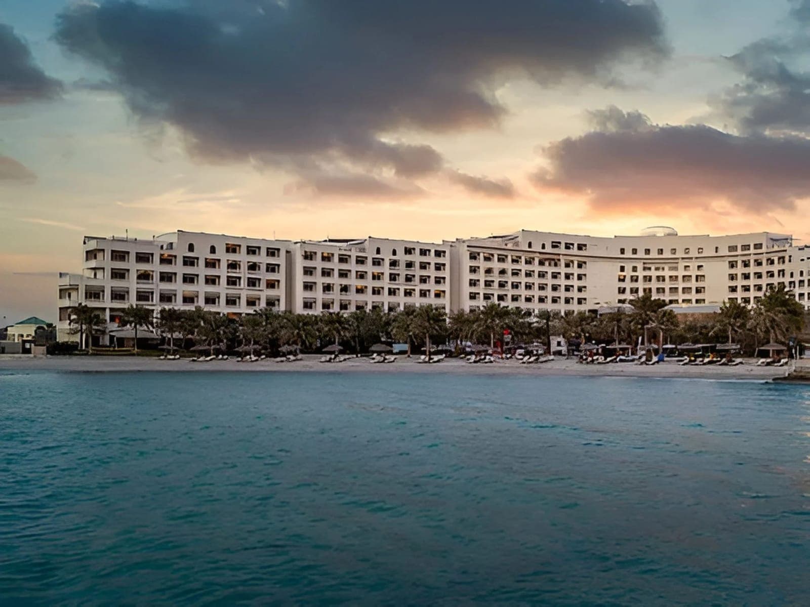 Sofitel Bahrain Zallaq Thallasa Sea & Spa — 4