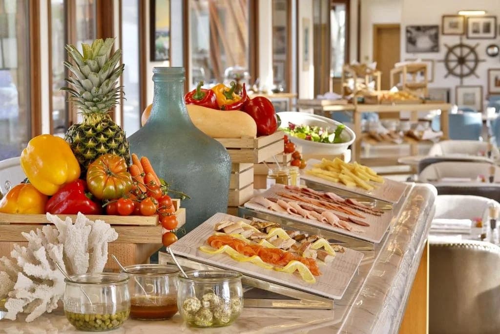The Ritz-Carlton Ras Al Khaimah, Al Hamra Beach — 2