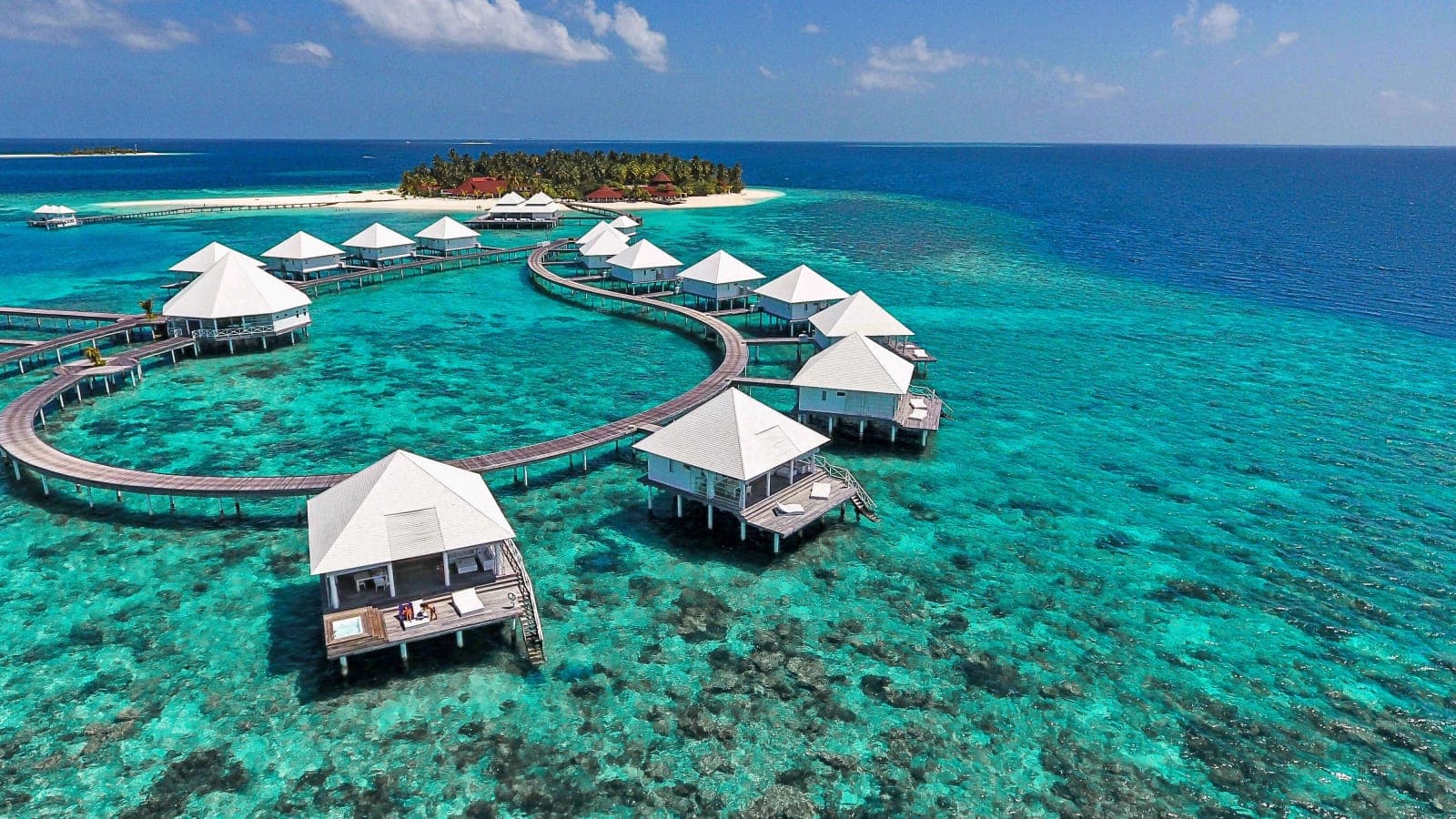 Diamonds Thudufushi Island