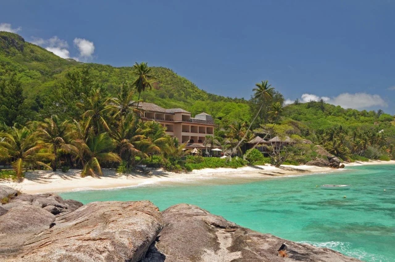 Double Tree By Hilton Seychelles - Allamanda Hotel Resort & Spa